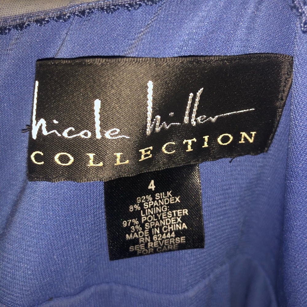 Sleeveless cocktail dress by Nicole Miller